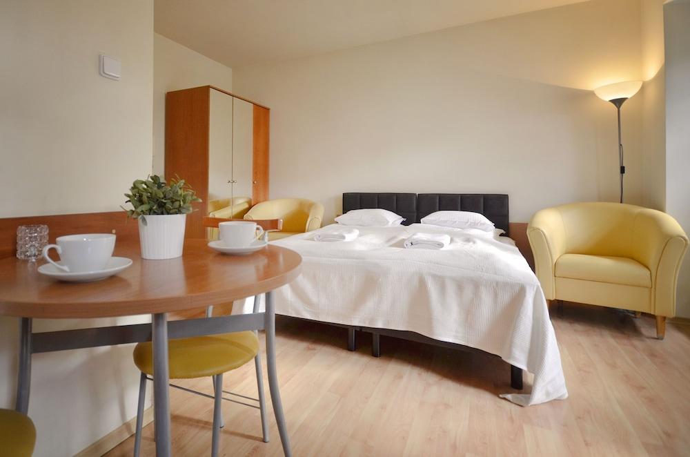 Dom & House - Apartamenty Zacisze Сопот Екстериор снимка